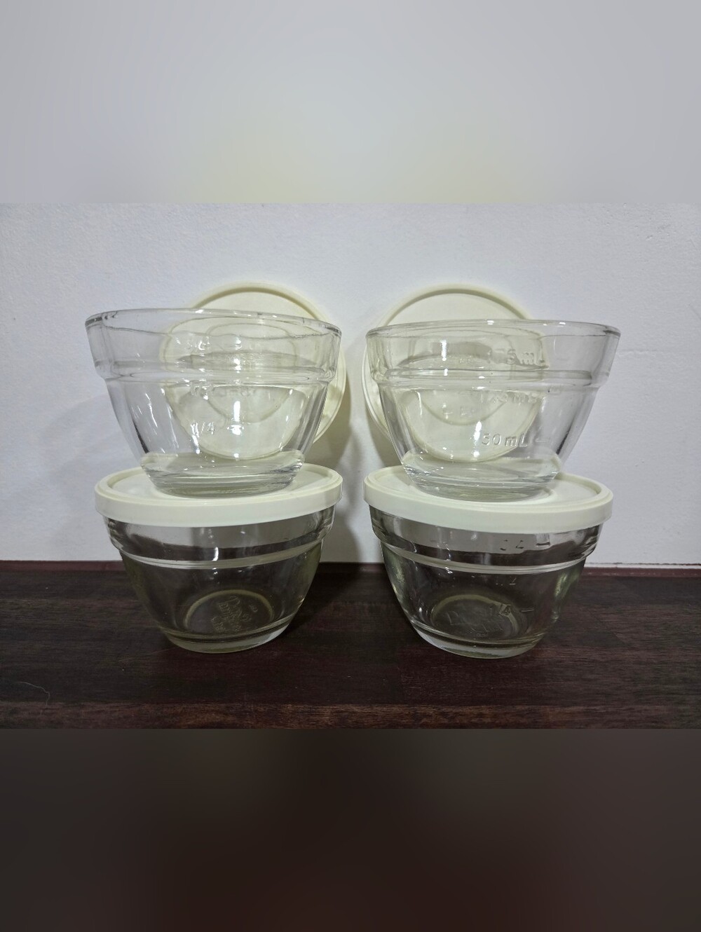 Pampered Chef Set of 4 Clear Glass Prep Bowls with Lids